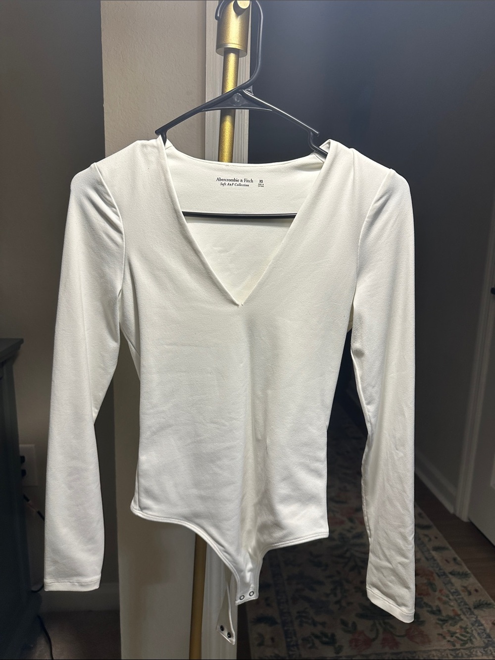 Abercrombie & Fitch White Long-Sleeve V-Neck Bodysuit